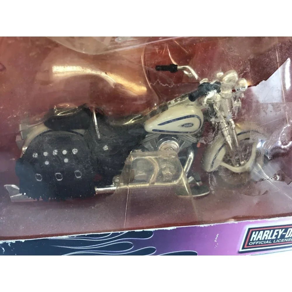 Harley Davidson FLSTS Heritage Springer Maisto 1:18 DIE-CAST REPLICA‎